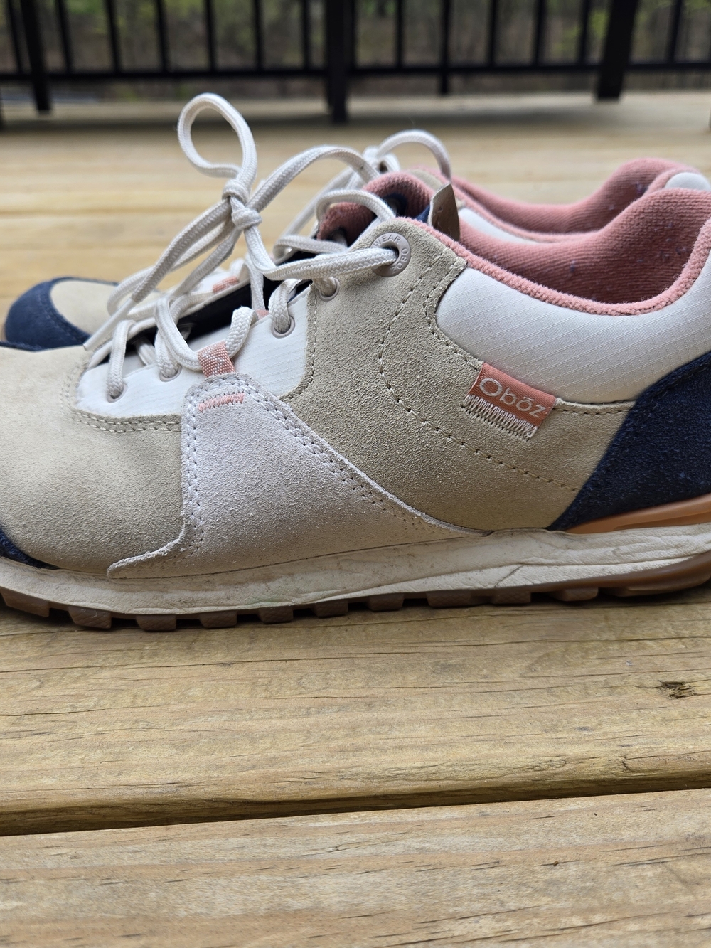 Obōz Beige & Pink Low-Top Trail Sneakers